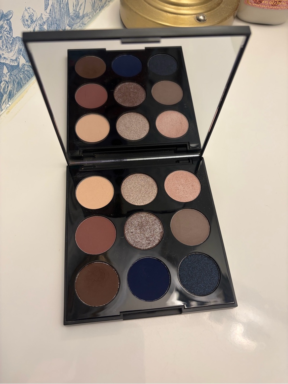 Morphe9-So Chill Pan Eyeshadow Palette Brown, Navy, Taupe & Champagne- used once